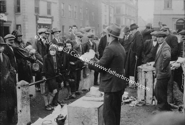 PEOPLE I HAVE SEEN ALBUM PAGE 12 FAIR DAY  EIGHTEEN PENCE THE LOT